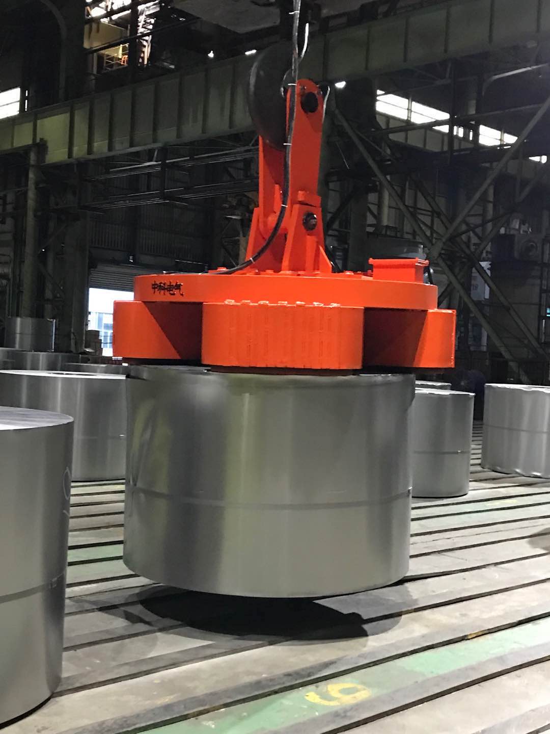 Strong Absorption MW26 Round Lifting Magnet for Coiled Steel Strip